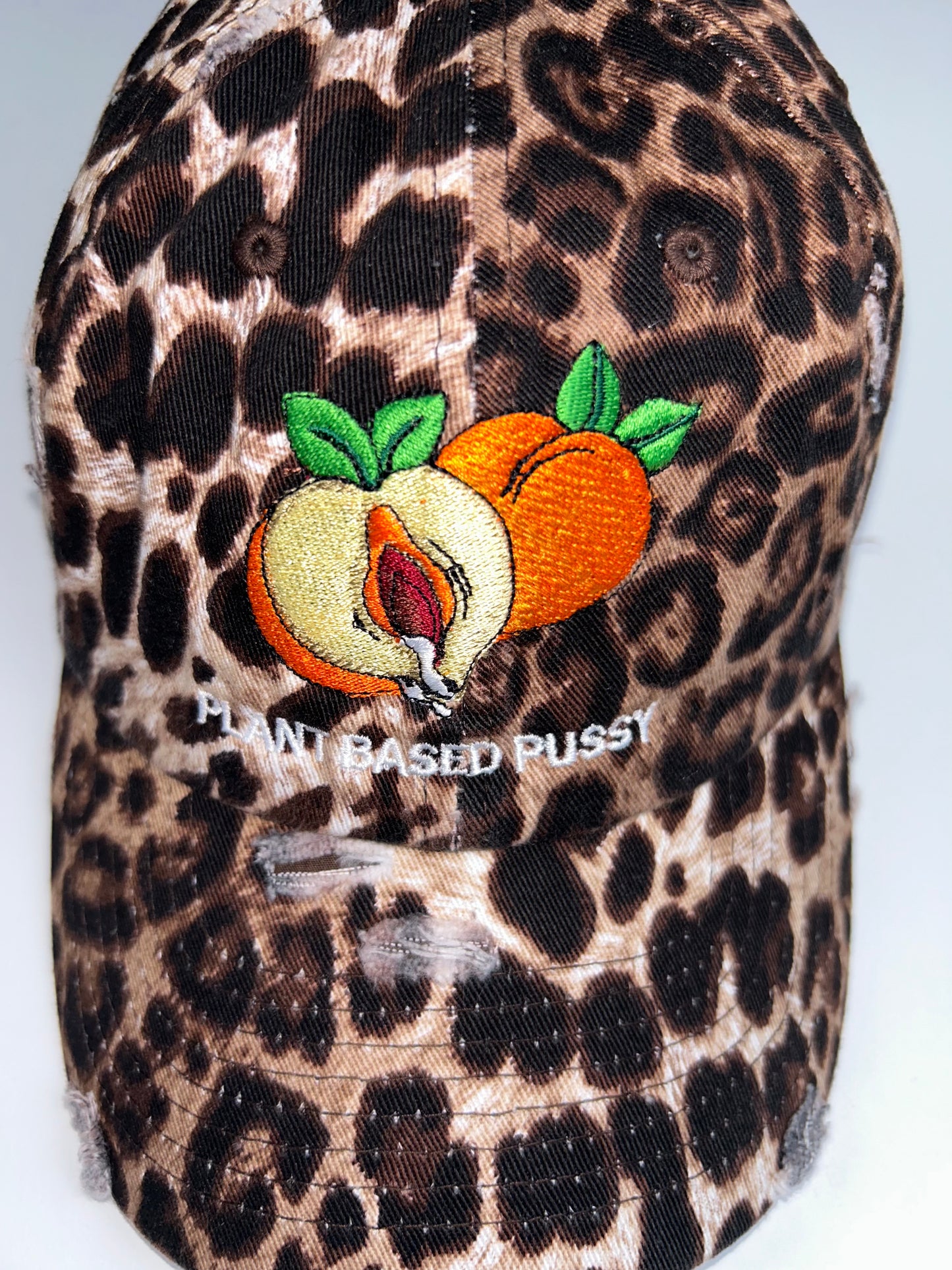 PLANT BASE PUSSY LEO DAD HAT (LEOPARD)